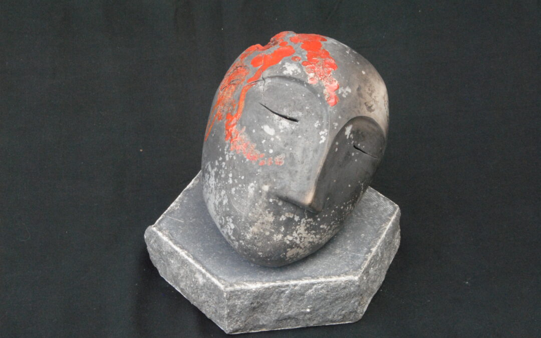 Tête rouge et noir / Sculpture céramique